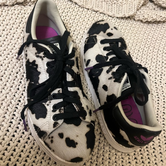 Adidas Stan Smith Black and White Fuzzy Cow Print Sneakers Women’s 7 - Picture 7 of 13